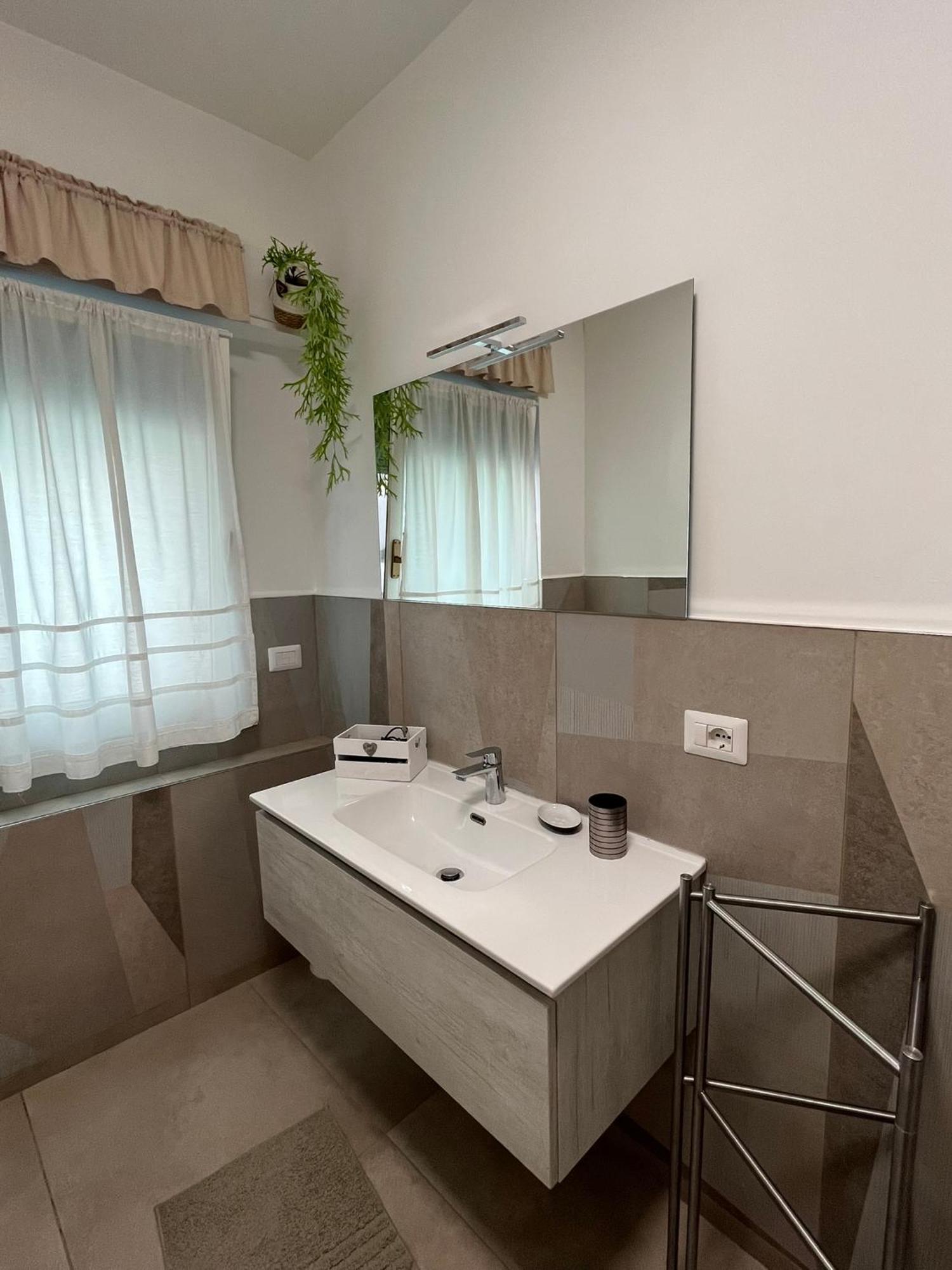 Porta Anfiteatro Pompei Hotel ภายนอก รูปภาพ